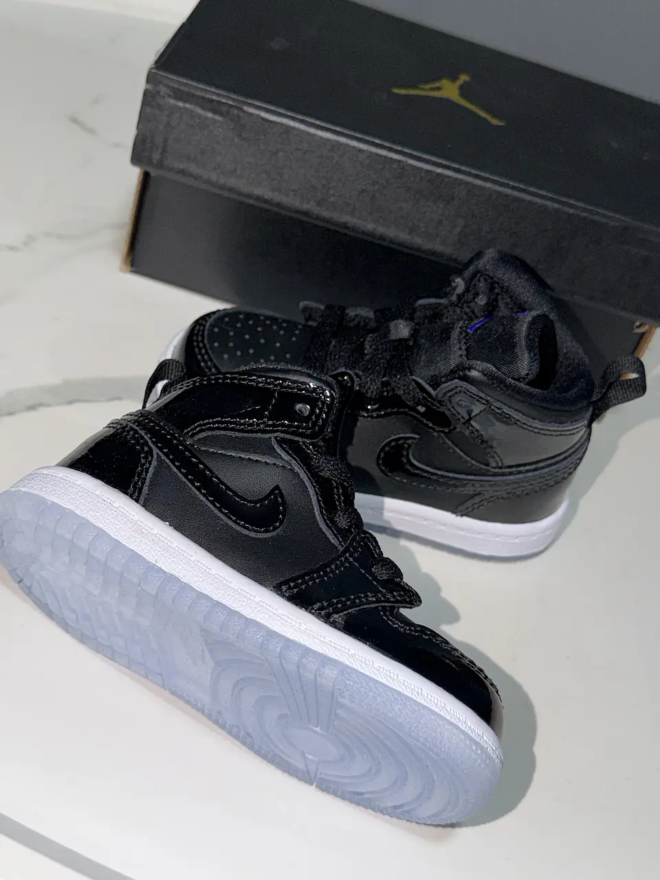 Zapatillas Jordan 1Mid SE (TD) Negras 3