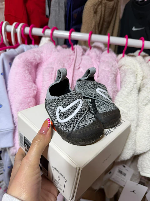 Gateadoras Nike Swoosh