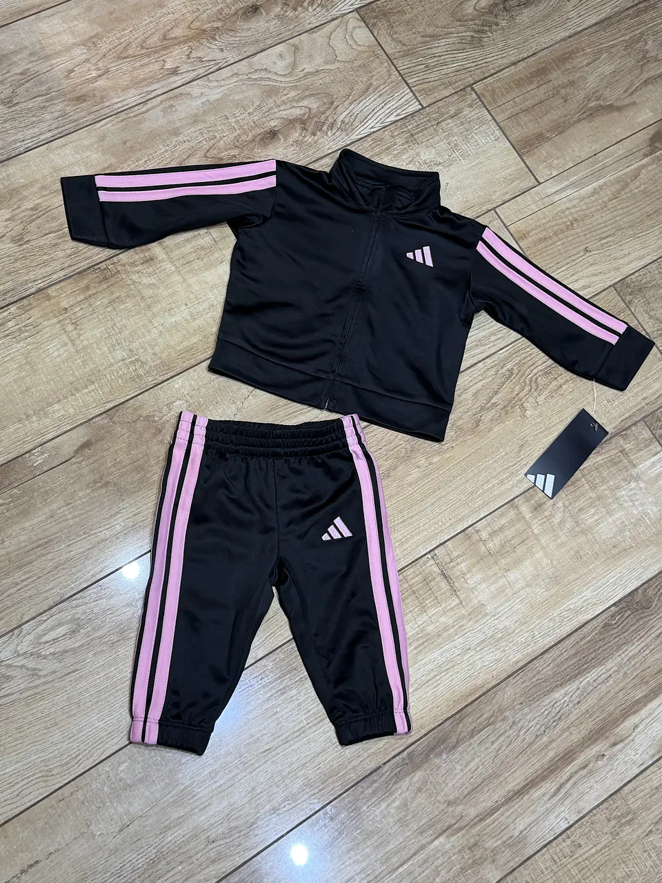 Conjunto Deportivo Adidas Negro / Rosado 3
