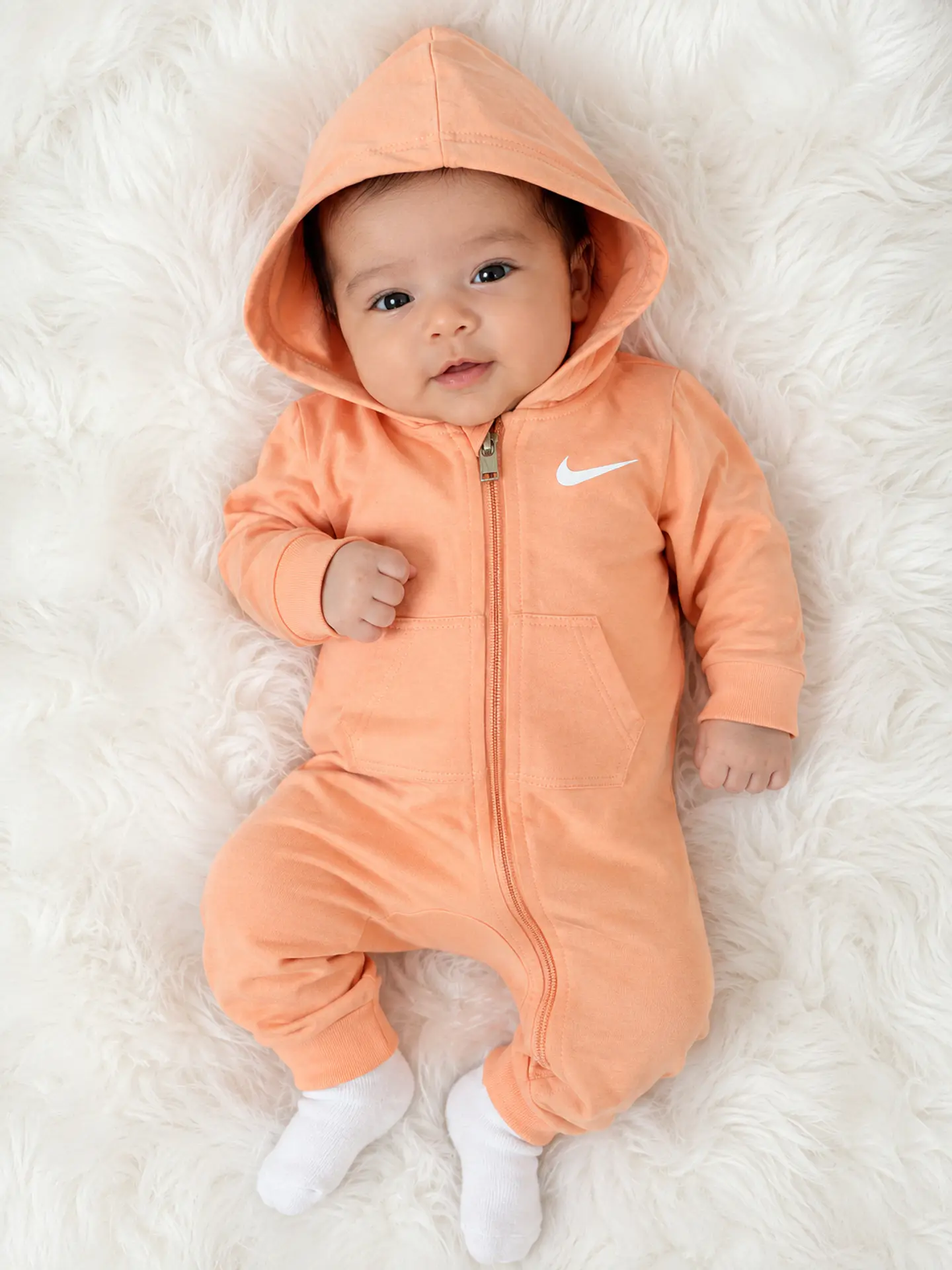Enterito Nike con Capucha para Bebé – Color Damasco 1