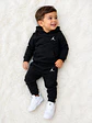 Conjunto Jordan Negro con Capucha para Niño - Miniatura 1