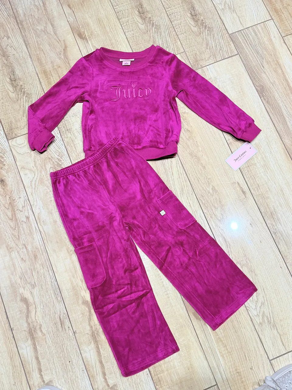 Conjunto Juicy Couture de Terciopelo para Niña 2