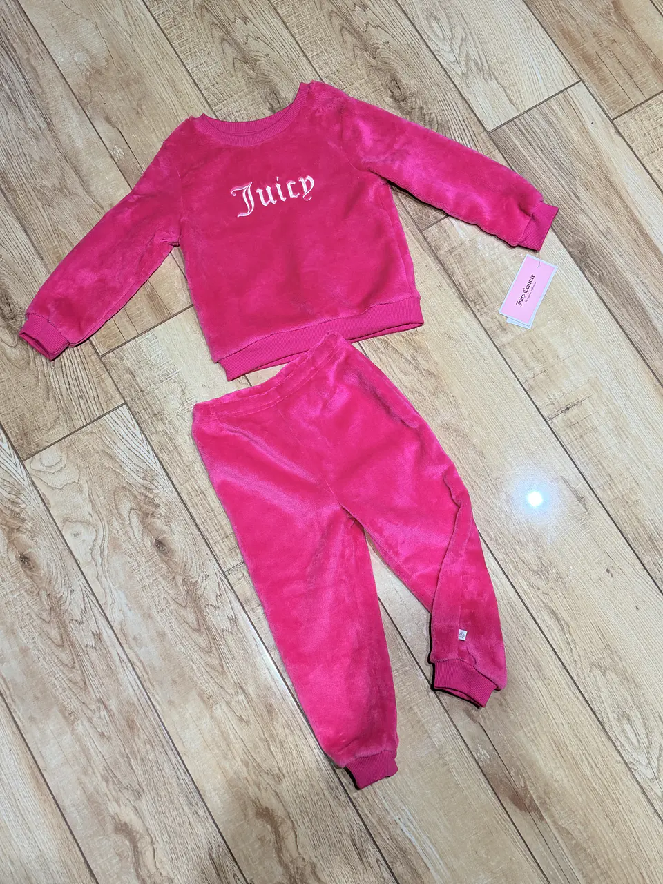 Conjunto Juicy Velour Fucsia para Niña 2