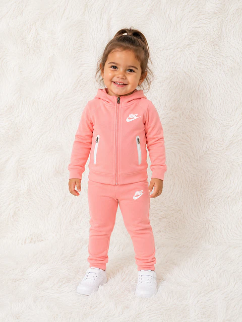 Conjunto Nike Tech Niña