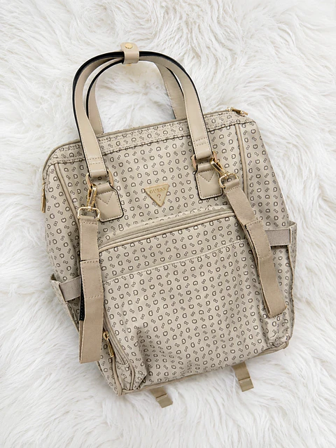 Mochila Pañalera GUESS