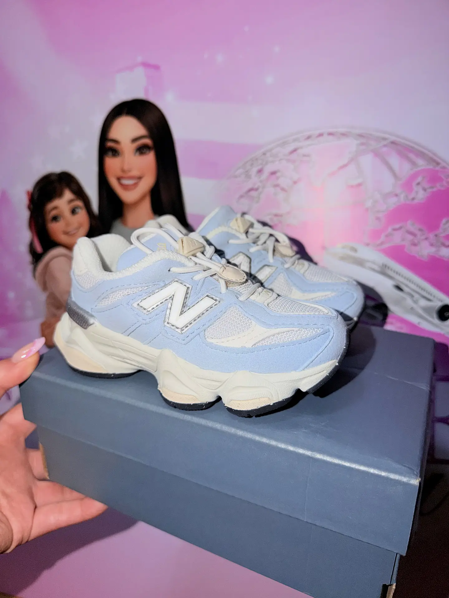 New Balance 9060 - Celeste 1