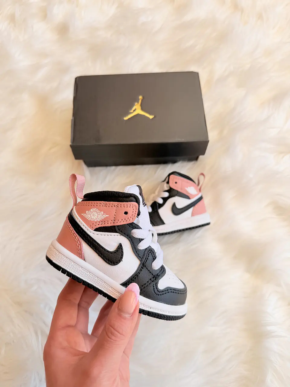 Jordan 1Mid 3