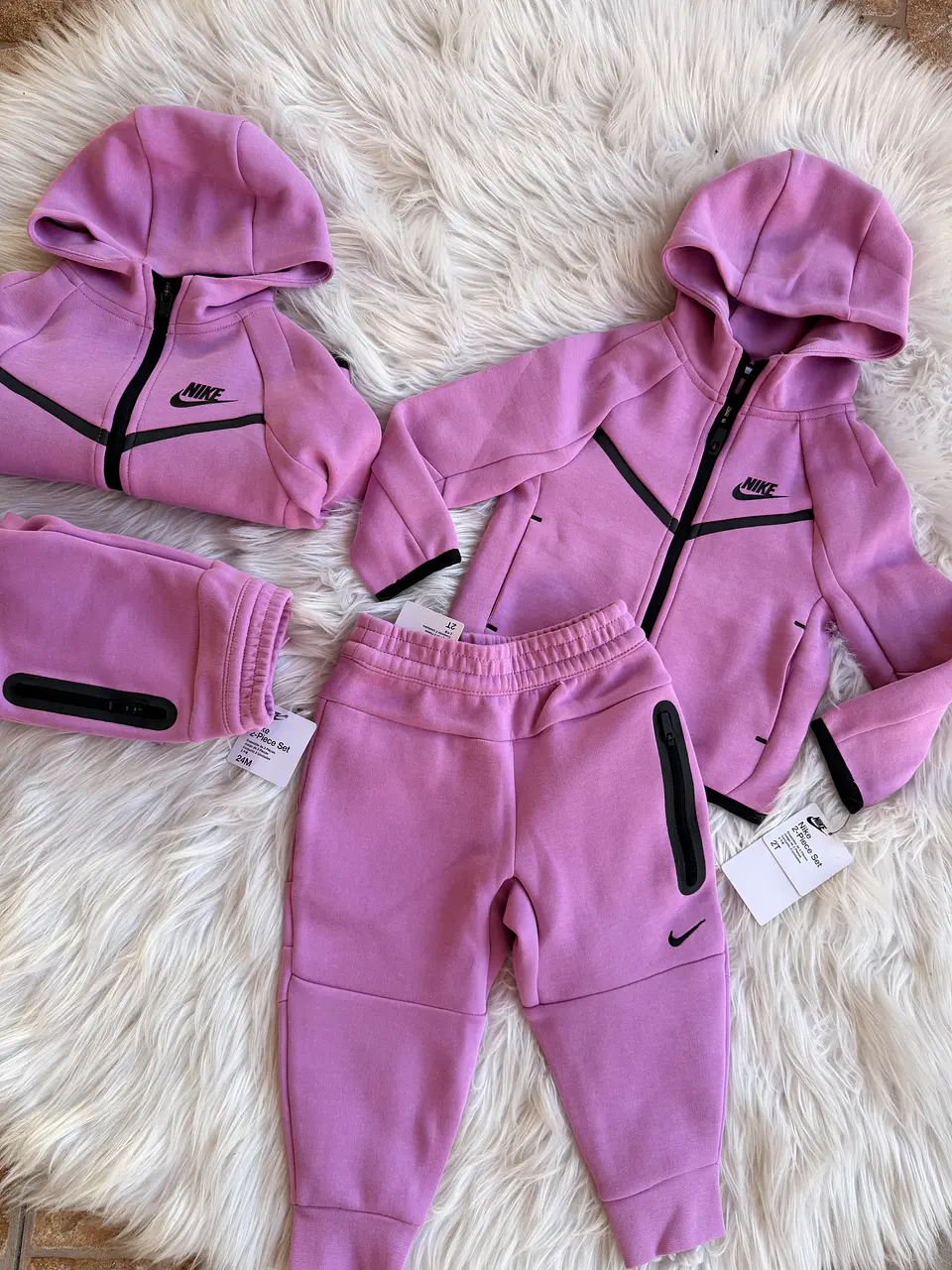 Conjunto Nike Tech Morado 2
