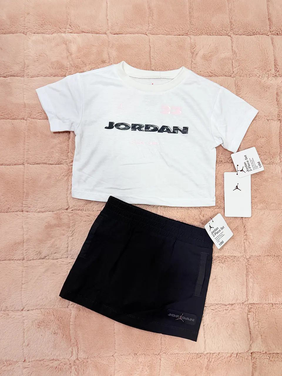 Conjunto Jordan Falda 2