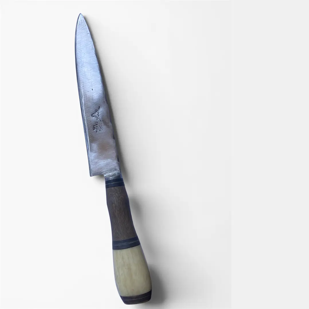 CUCHILLO DE TANDIL 1