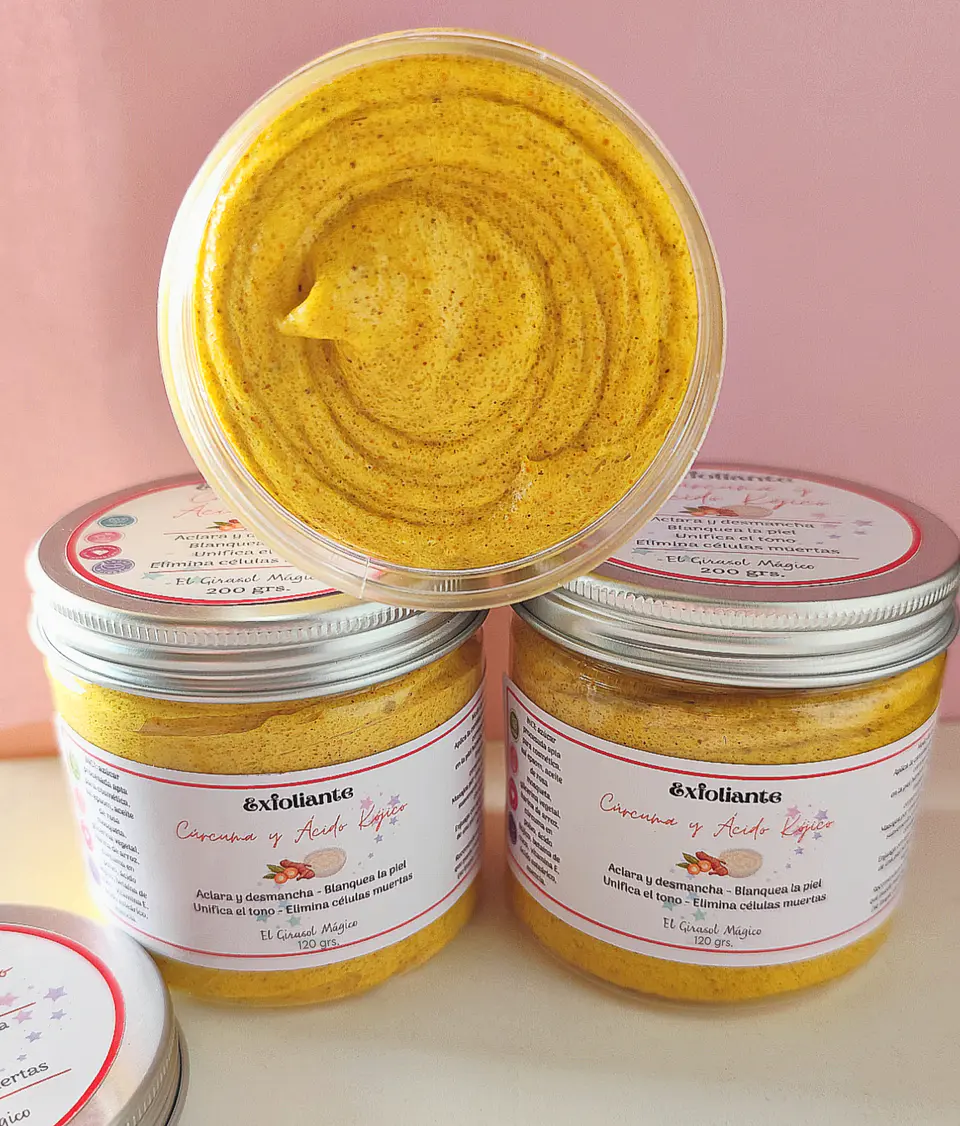 2 Exfoliantes Cúrcuma y ácido kójico  1