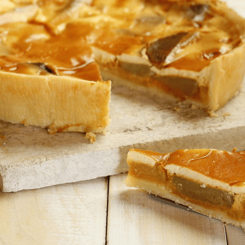 Tarta de Leche Asada con Manzanas