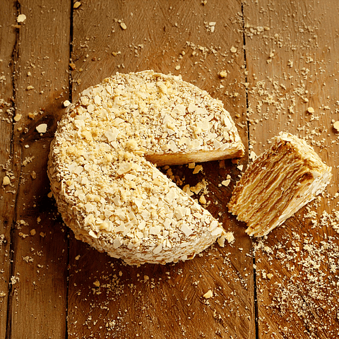Torta Hojarasca Manjar y Crema Pastelera