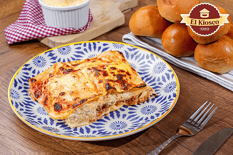 Lasaña mixta grande