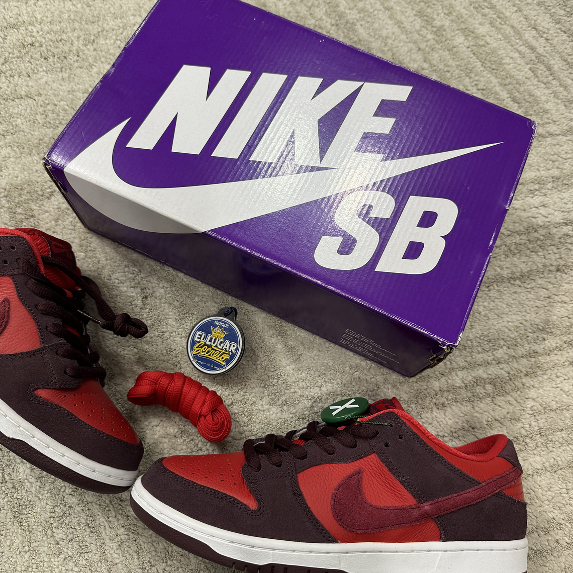 Nike SB Dunk Low Cherry  2