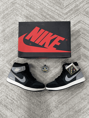 Air Jordan Retro 1 High Panda 