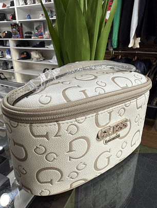 Cosmetiquero Guess