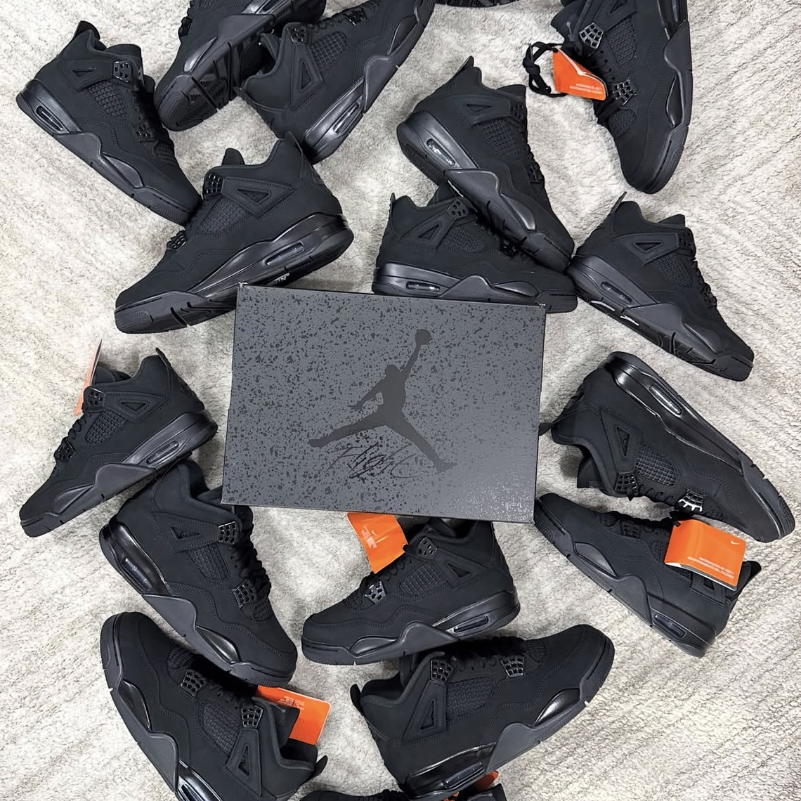 Jordan Retro 4 Black Cat 1