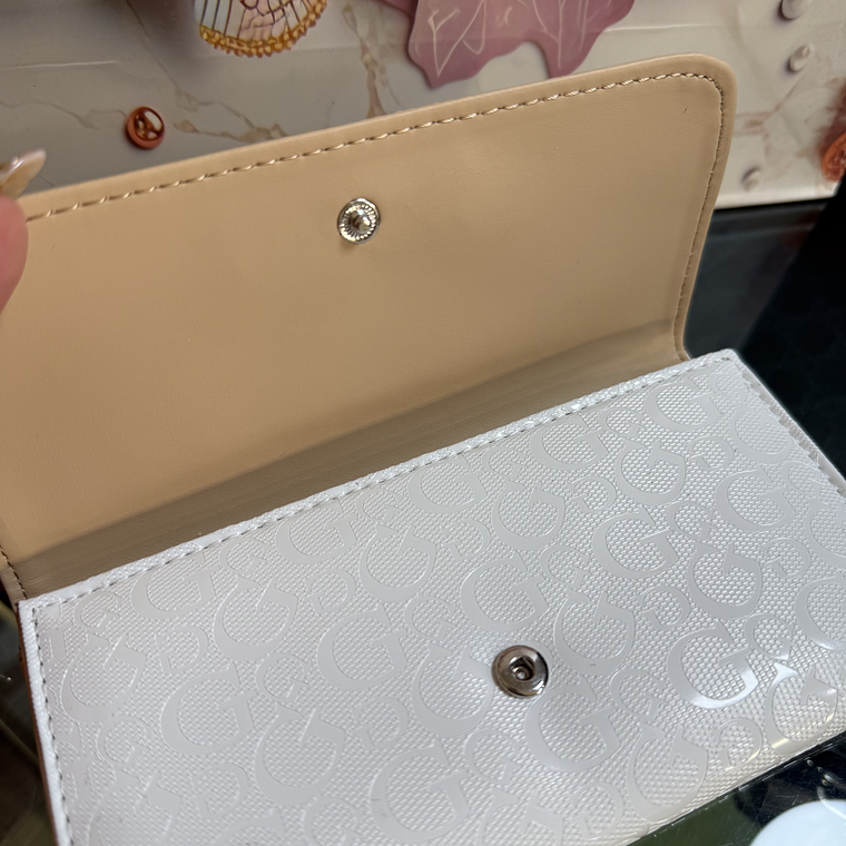 Billetera Guess 2