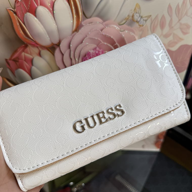 Billetera Guess 4