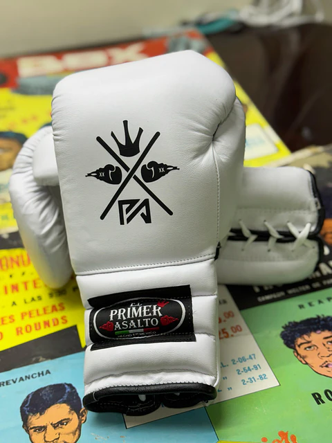 Guante de Box Tradicional Blanco 16 oz.