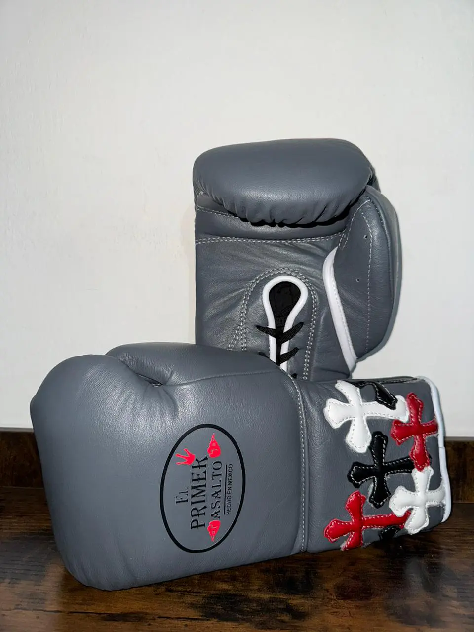 Guantes de box 14 Oz Modelo Cruces 2