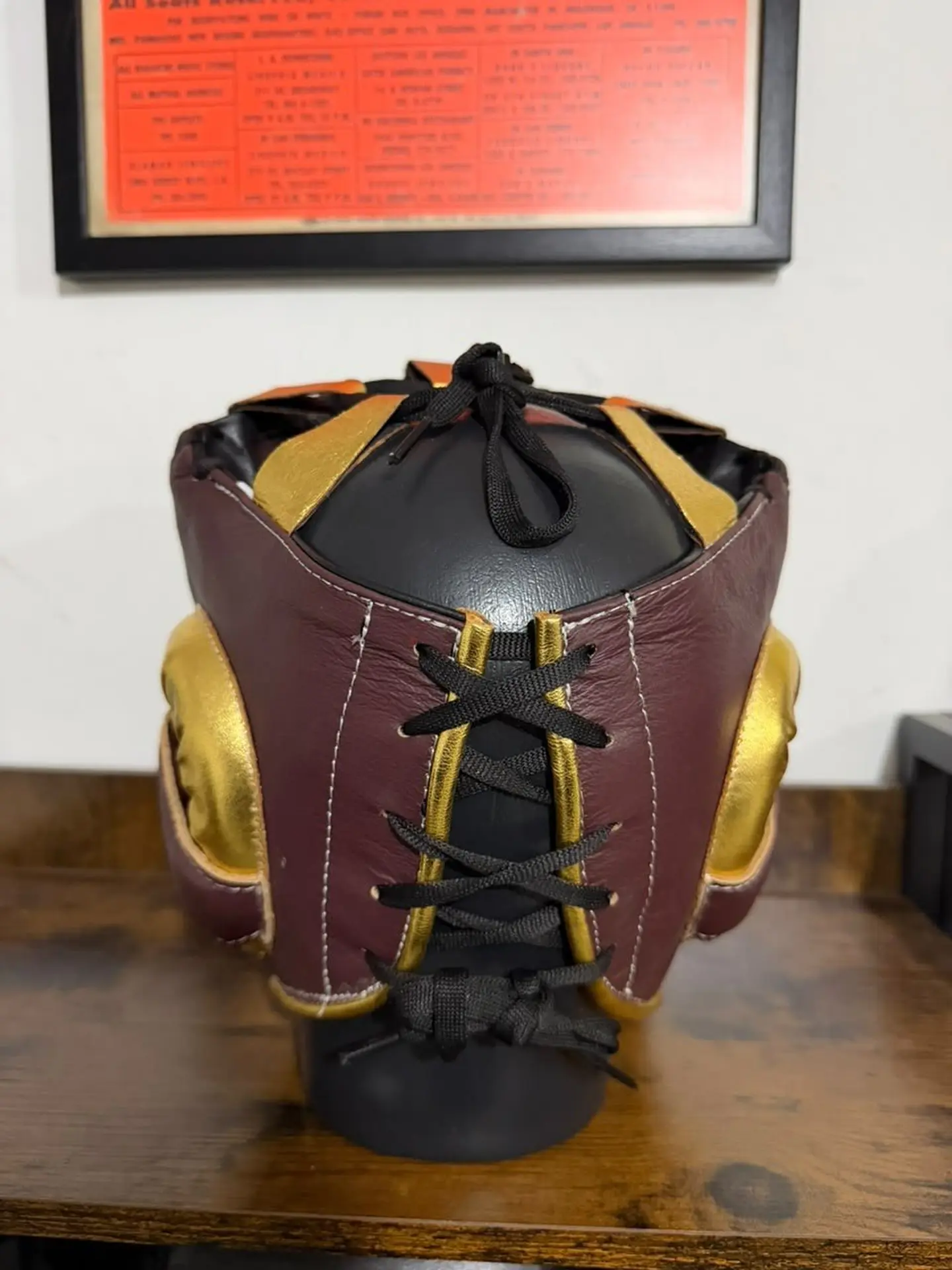 Careta de Box Vino/Oro 4
