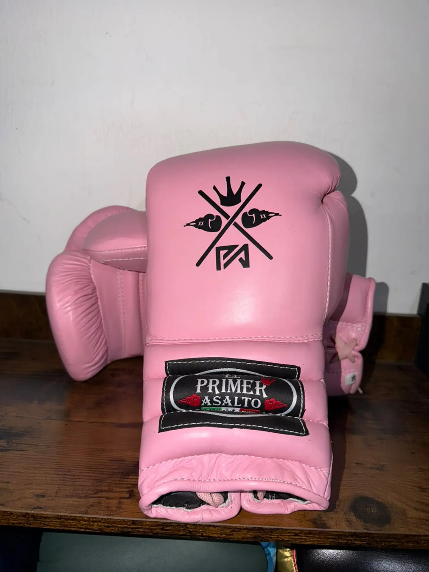 Guante Tradicional Rosa 2