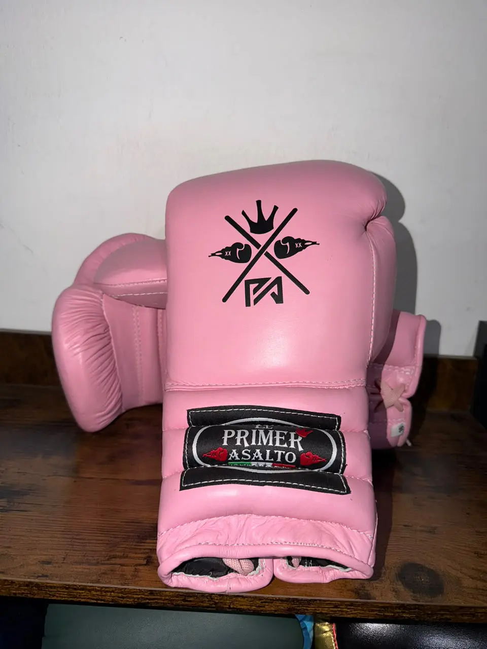 Guante Tradicional Rosa 2