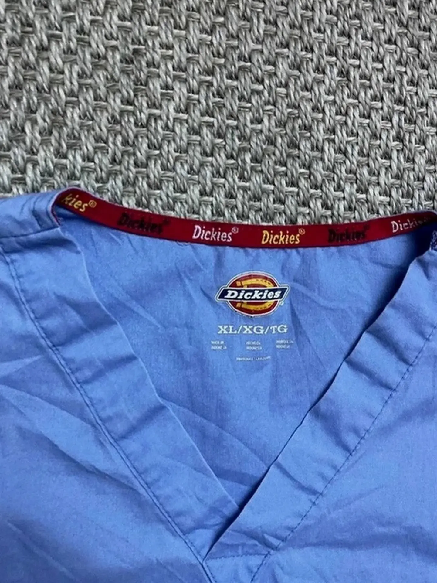 Fardo Ropa Clinica hospital Premium Primera uniformes  8