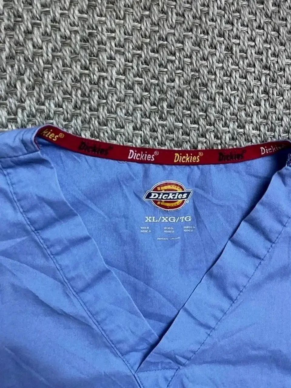 Fardo Ropa Clinica hospital Premium Primera uniformes  8