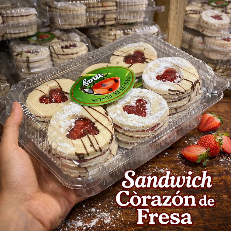 Sándwich de Corazón de Fresa  1