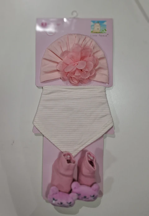 Set gorro + bandana + calceta  algodon niña