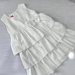 Vestido sin Mangas de Pliegues Blanco con Corbata 