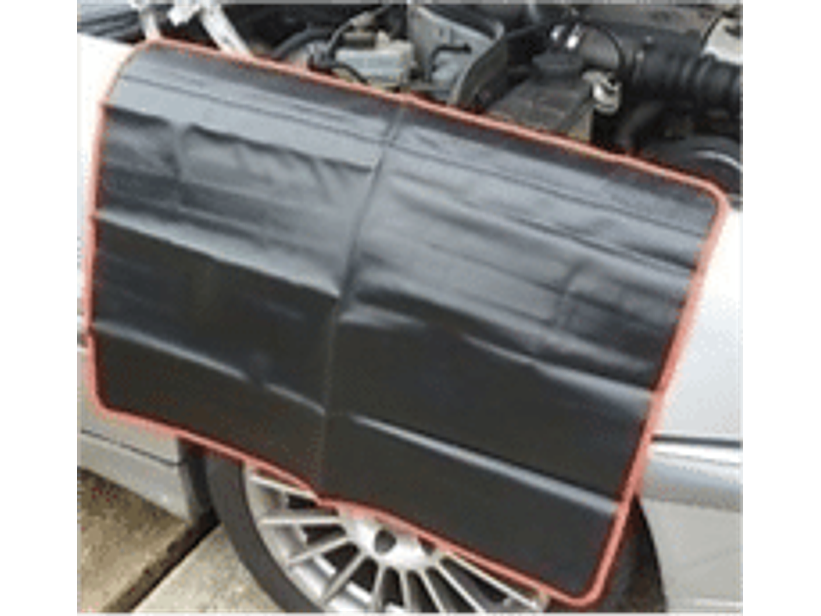 PROTECTOR DE TAPABARROS MAGNETICO DE 790 X 590MM