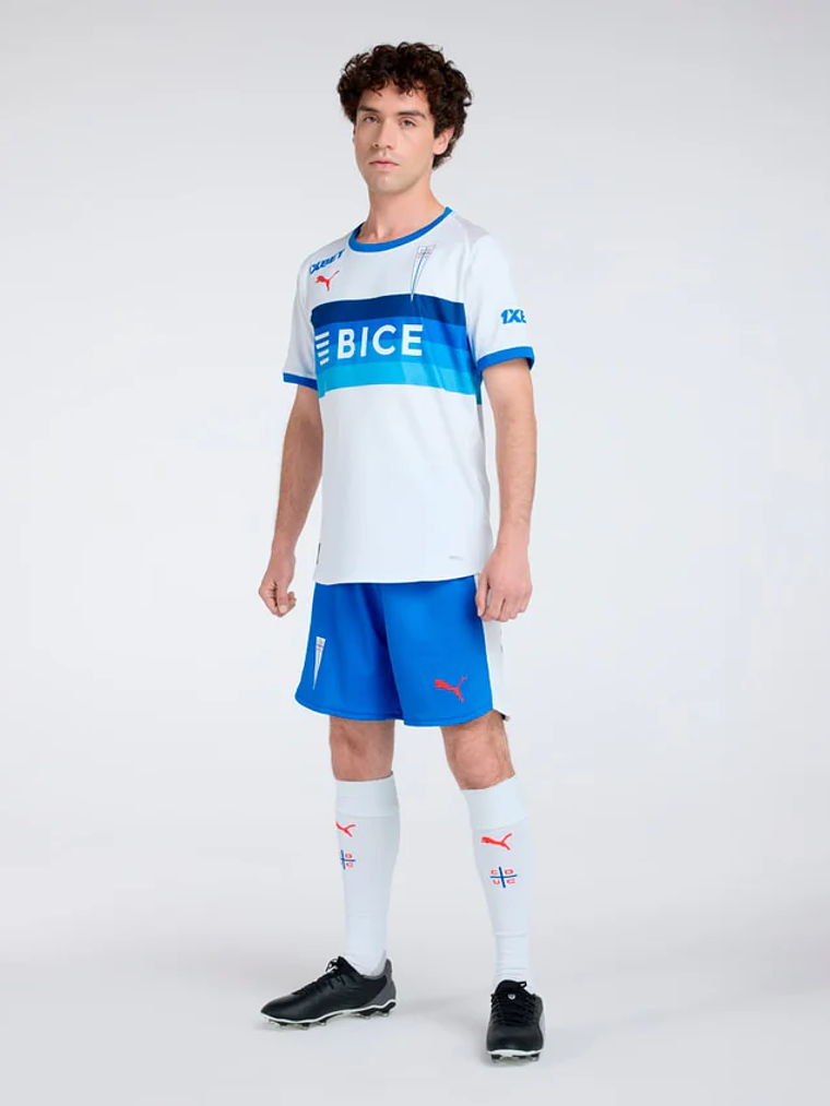 Camiseta de fútbol oficial de Local Universidad Católica 2026 3