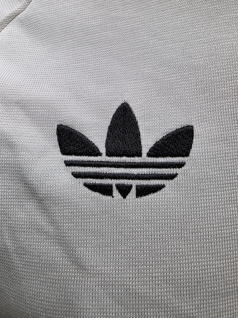 Polera Blanca Colo Colo Adidas – Temporada 2026 4
