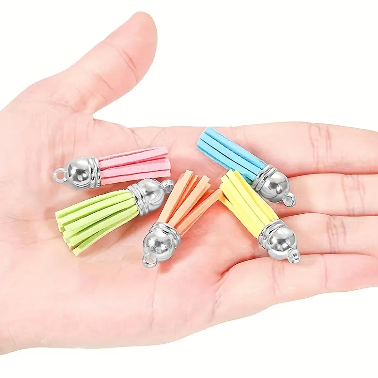 Set de 14 Mini Borlas de Terciopelo con Colgante Dorado, 3x1 cm, Colores Surtidos 5