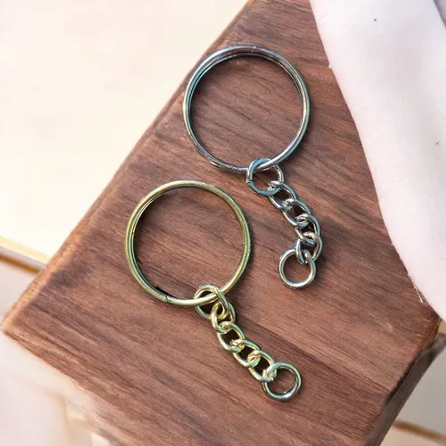 Pack 50 Argollas Llavero 25 mm Dorado o Plateado con Cadena y Unión 3