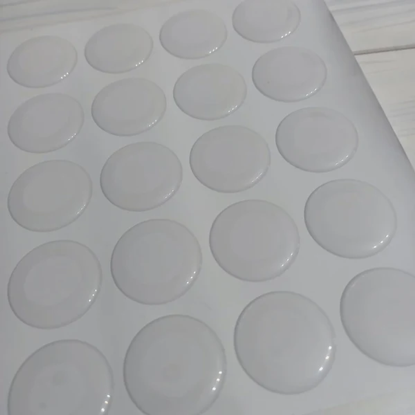 Domo de resina Adhesivo 25mm 10 Unidades- para pasa Elástico Acrílico  1