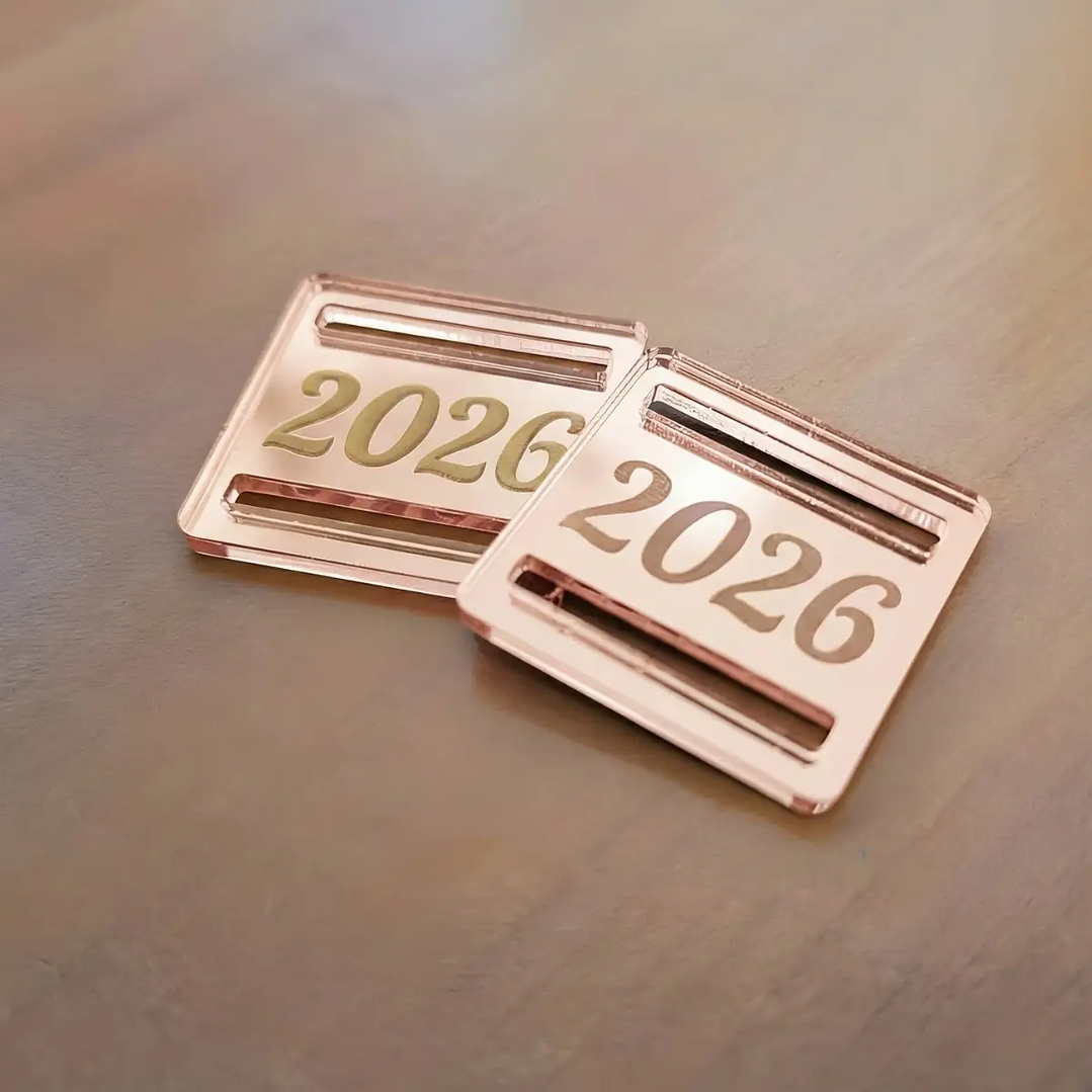 Pasador Acrílico Espejado 2026 para Cinta de Medallas 3