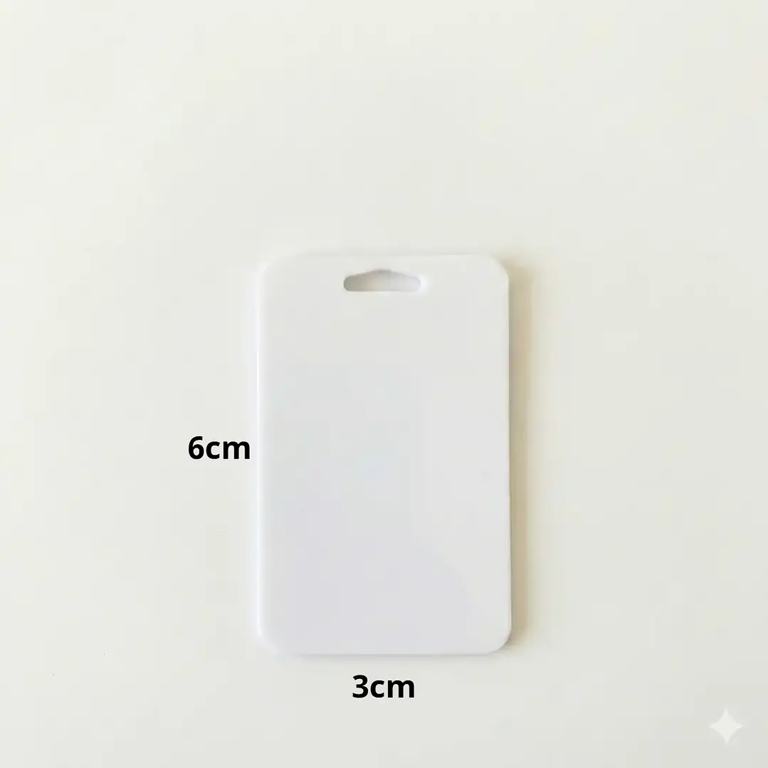 Tag Acrílico 6x3cm Personalizable (Pequeño) | Blanco o Transparente 1
