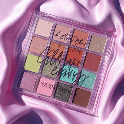 Sombra de ojos - Glow Envy Eyeshadow Palette