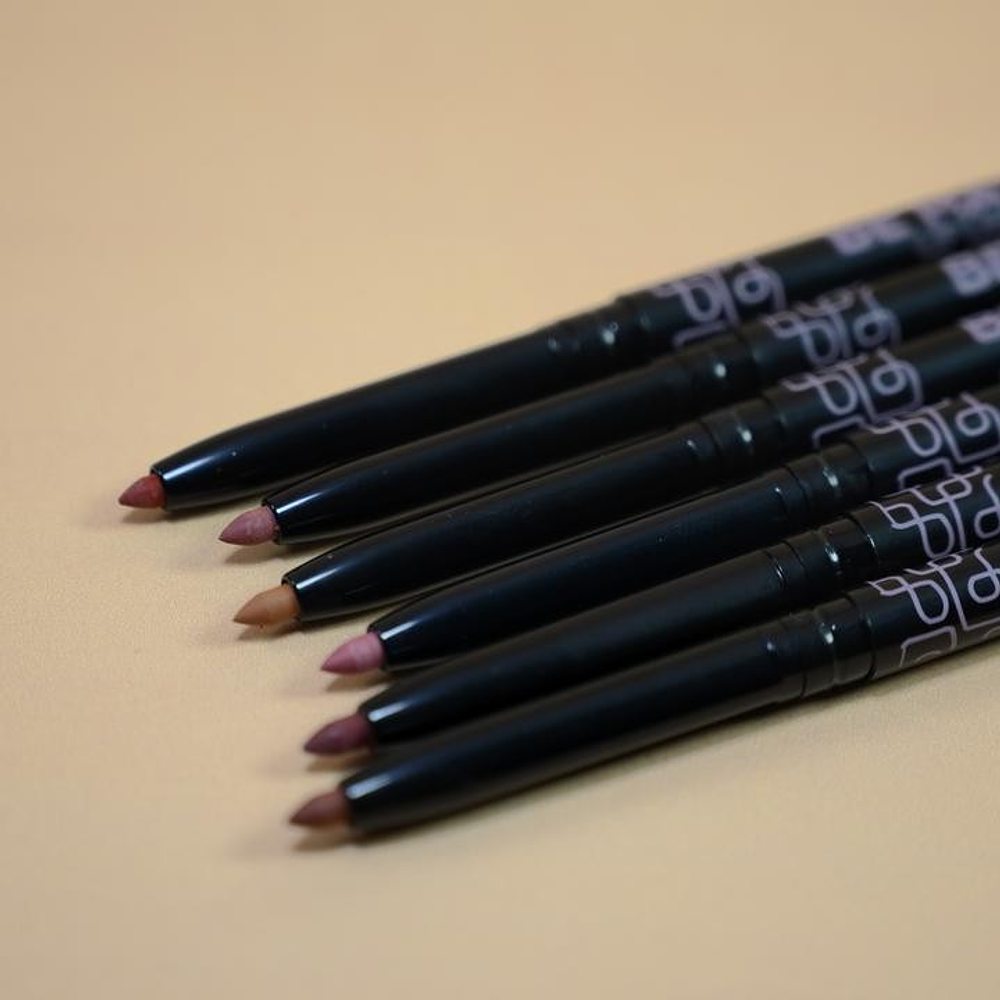 Delineador de labios - ‎‎‎‎Be Matte Lip Liner