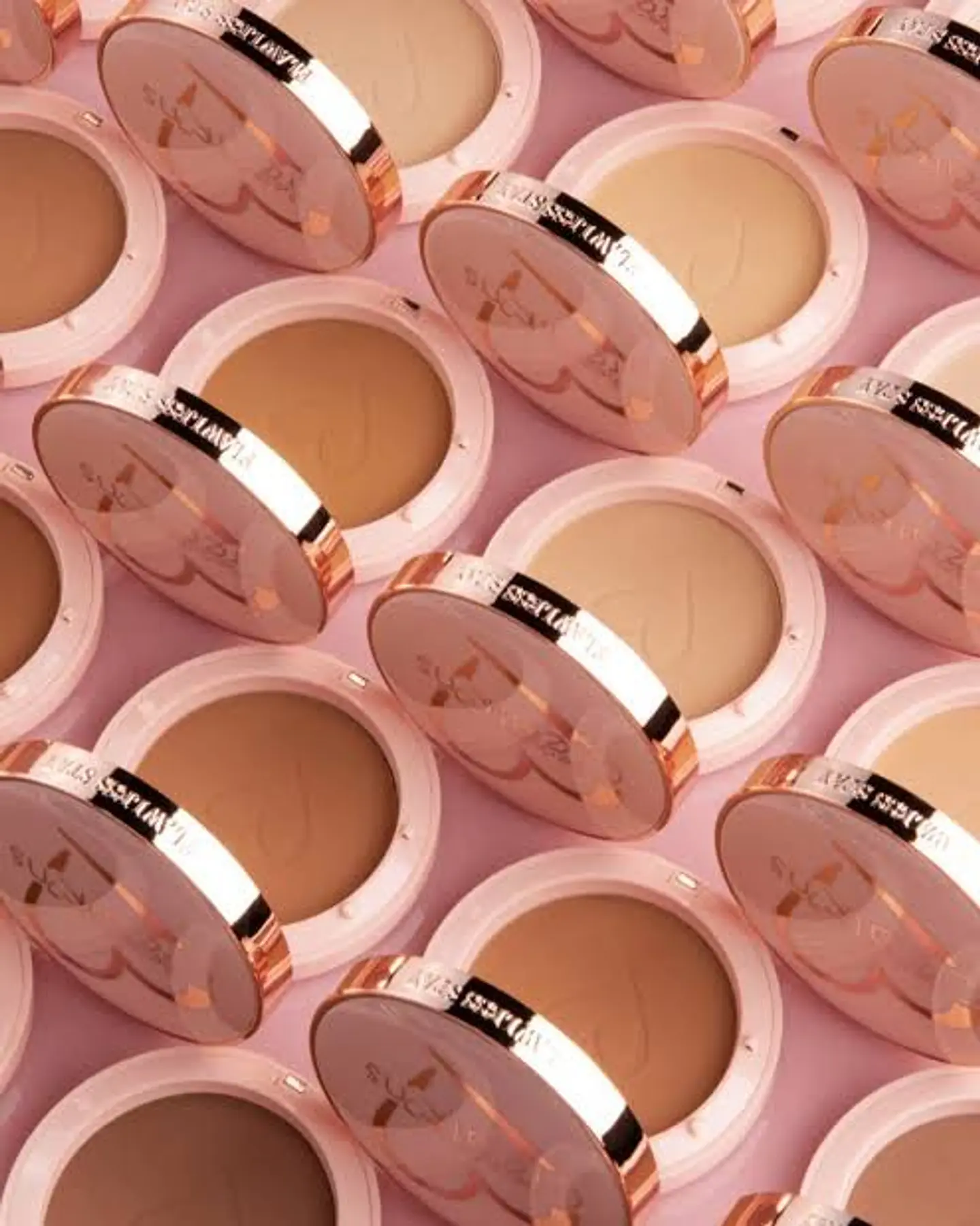 Flawless Stay Powder Foundation - Beauty Creations 2