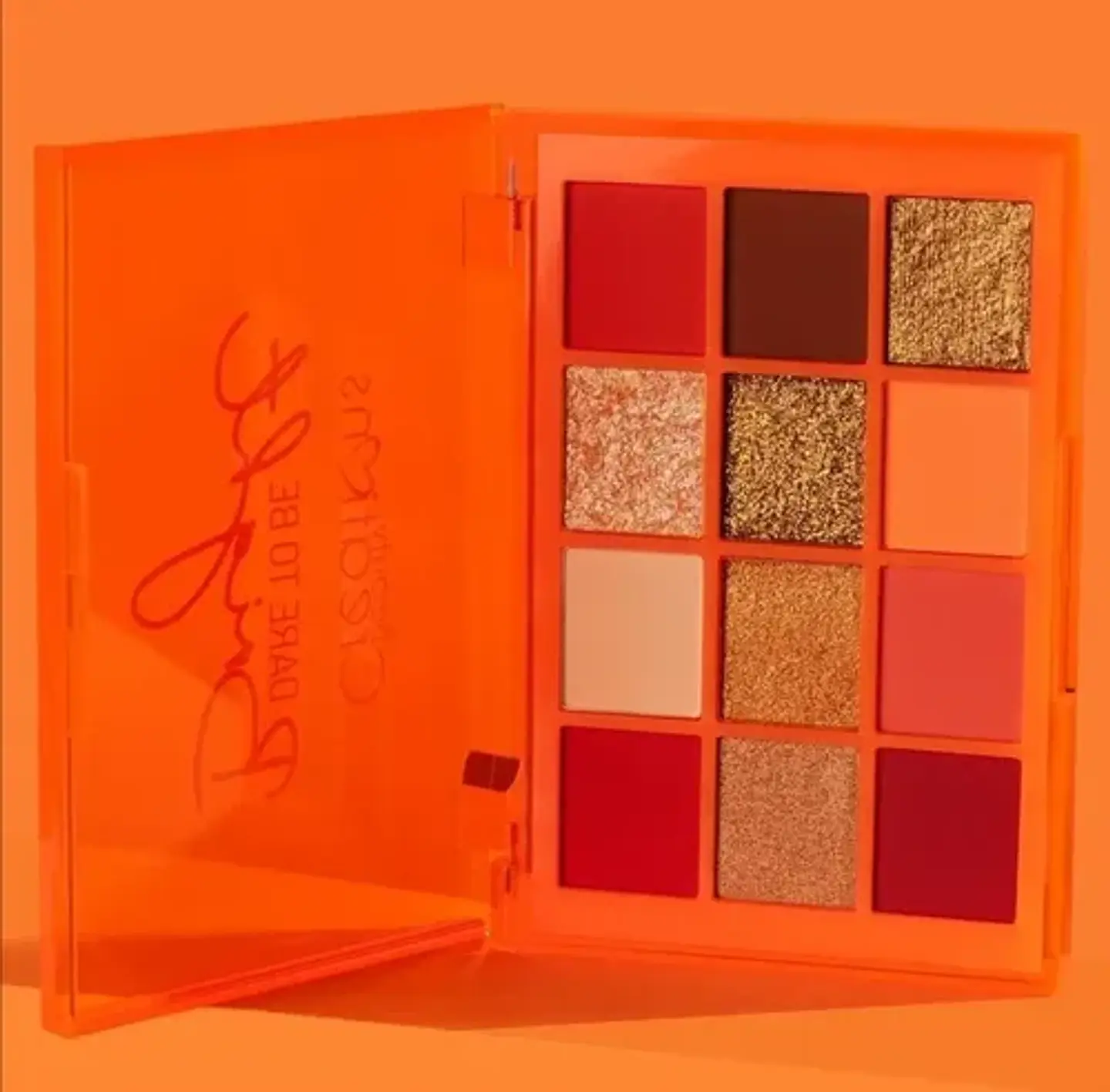 Dare To Be Bright - BOSSY Eyeshadow Palette 2