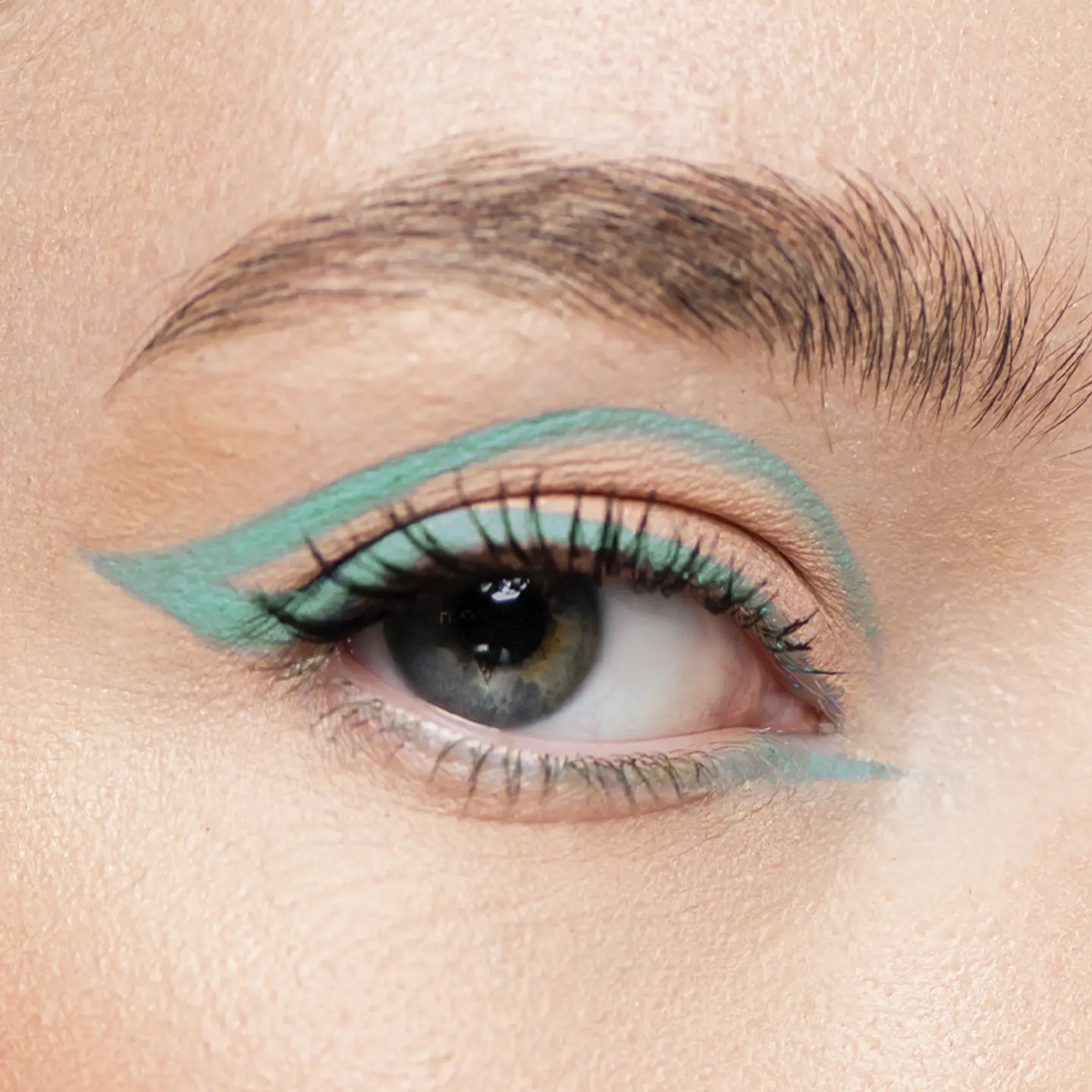 See Rainbow Eyeliner 8