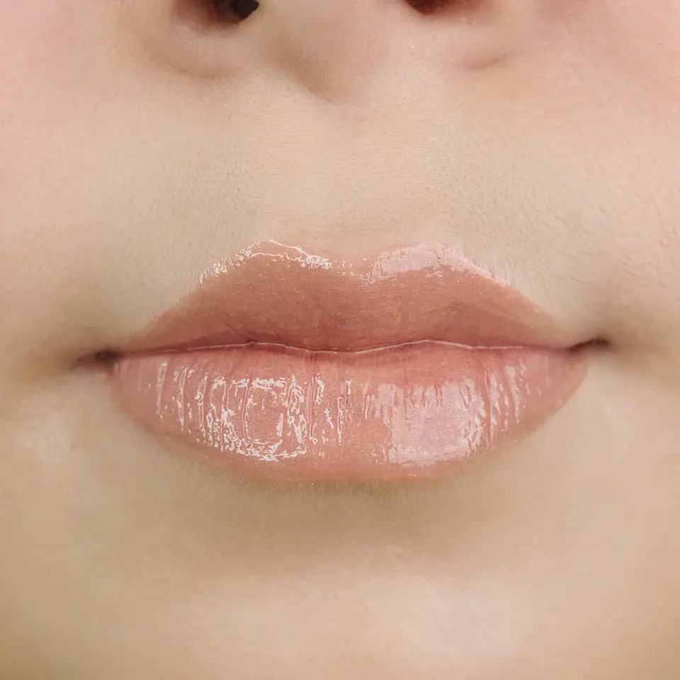 Lip Gloss Radiant Kiss 4