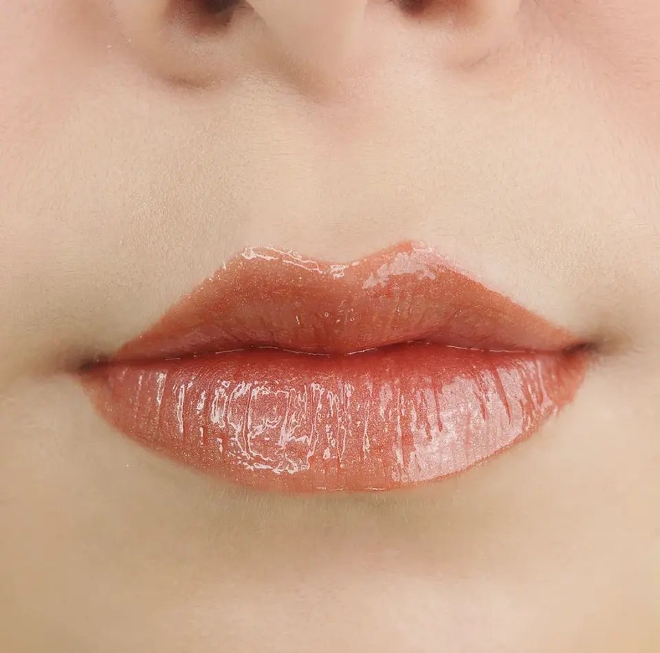 Lip Gloss Radiant Kiss 6