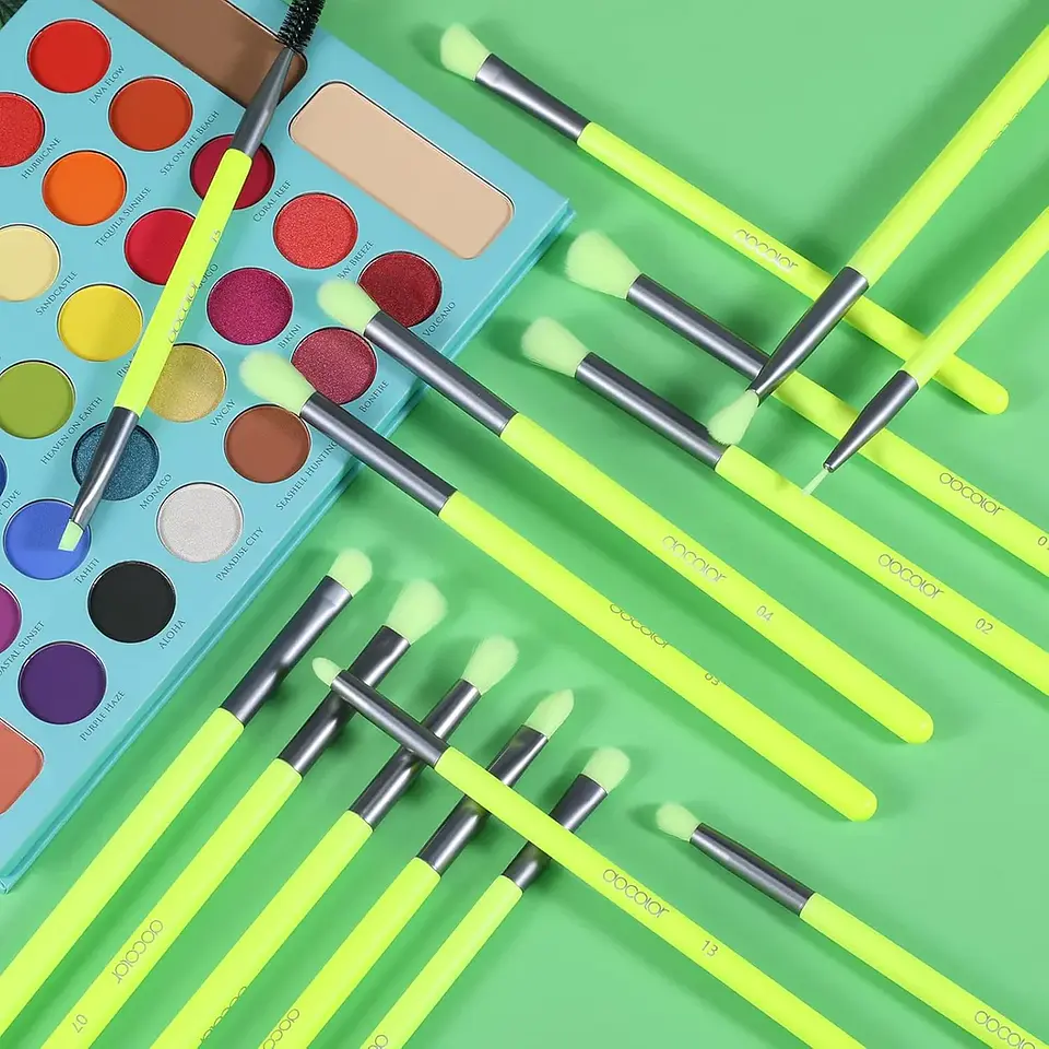 Neon Green 15 Pieces Eye Brush Set 1